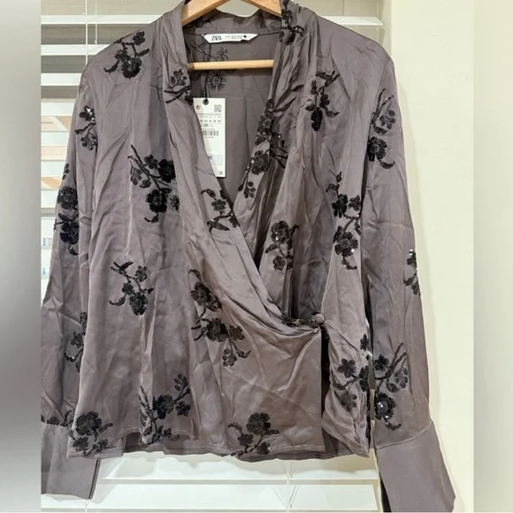 Zara Black Floral Embellished Blouse - Picture 6 of 7